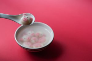 網路人氣5大冬季甜湯排行榜出爐 暖呼呼 「燒仙草」苦甜回甘聲量最高